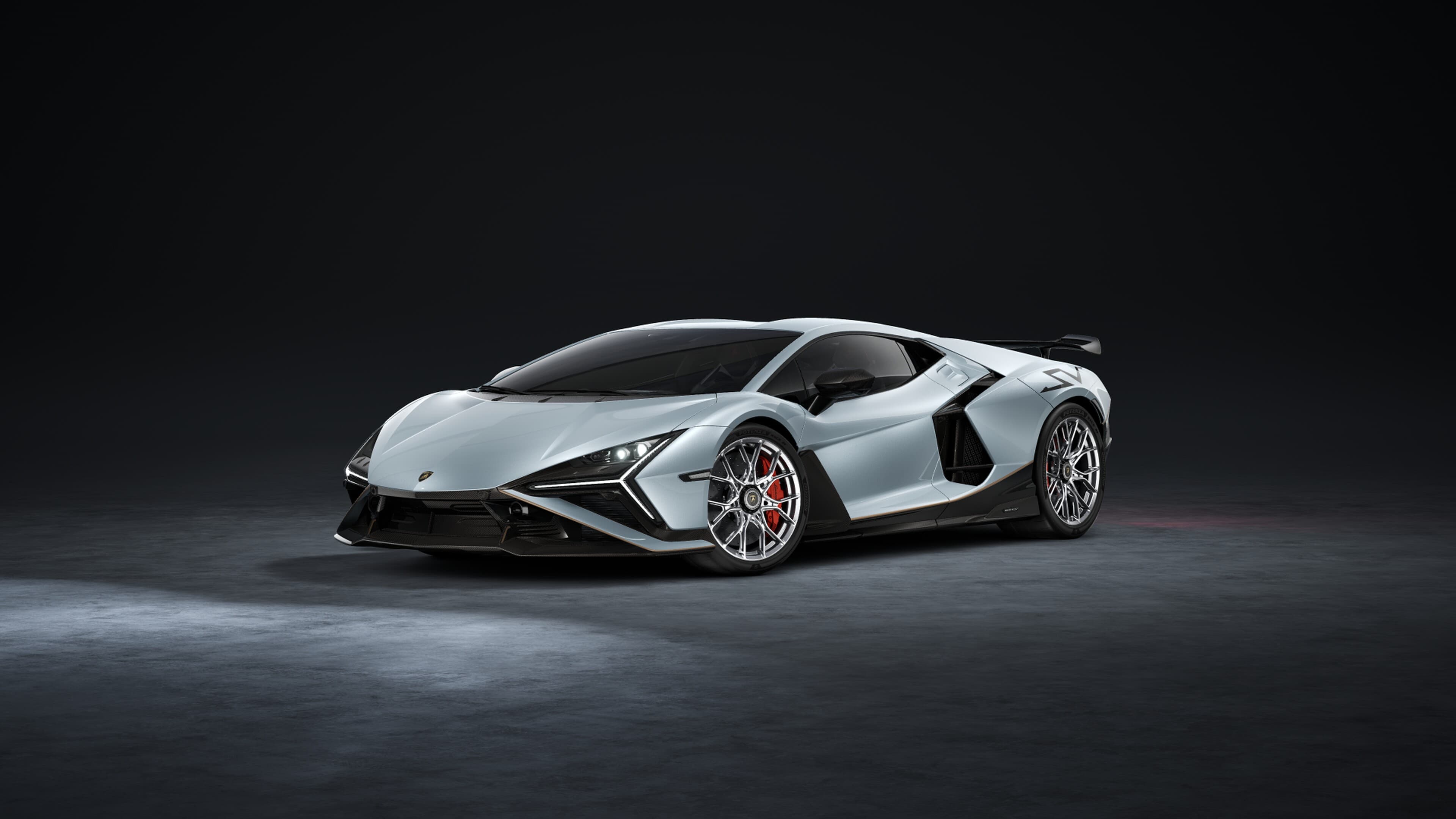 Customer configured Revuelto SV, Ad Personam example 6