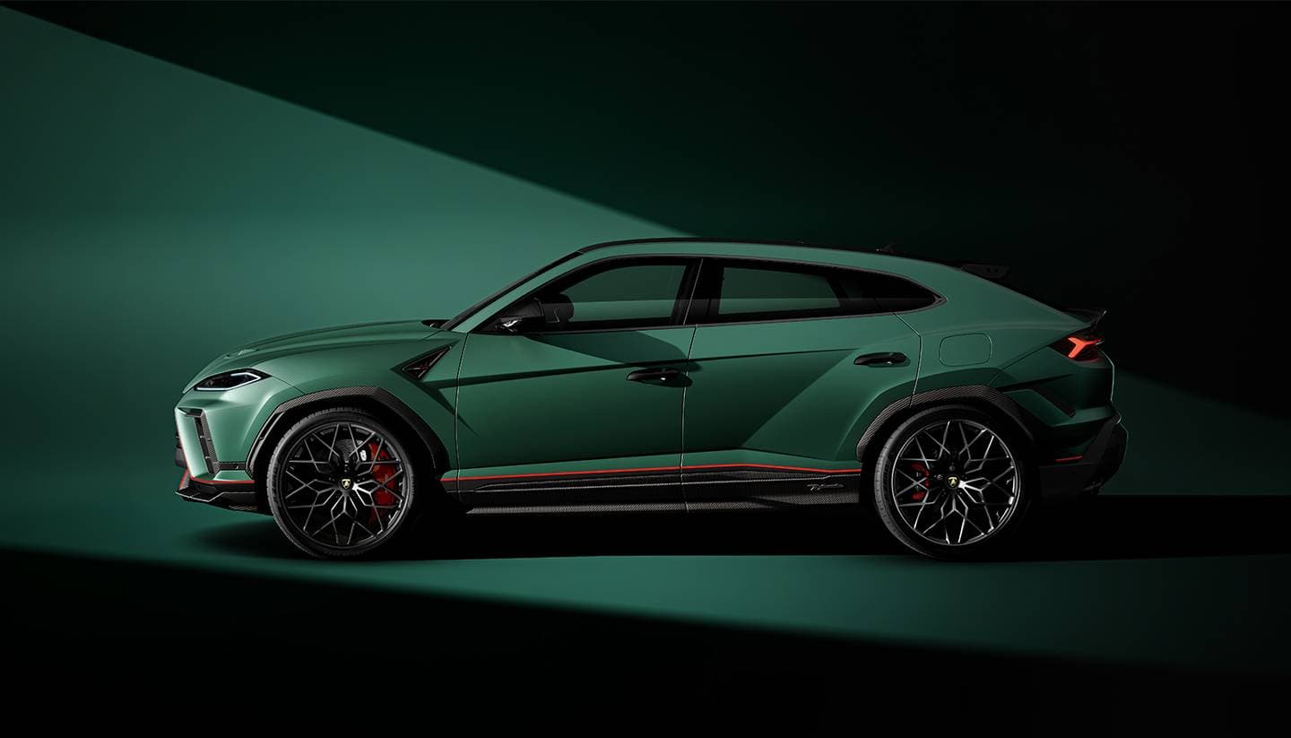 Urus SE Performante top down, chassis silhouette
